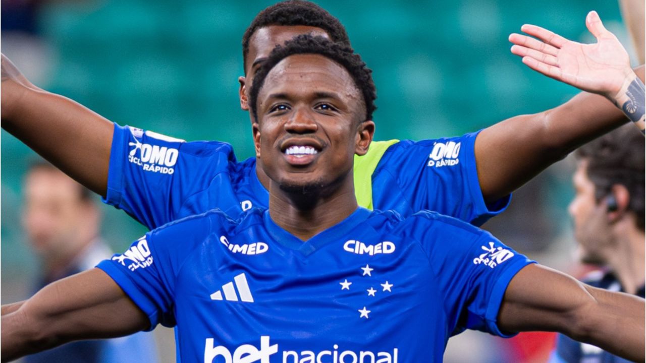 Investimento de R$ 16 milhões por Sinisterra sinaliza confiança do Cruzeiro em futuro promissor