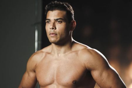 Paulo Borrachinha, lutador do UFC