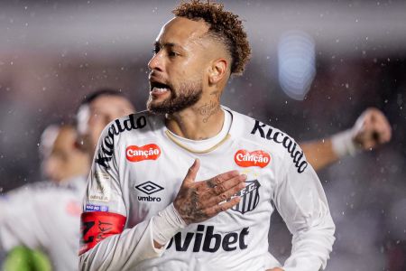 Neymar em ação pelo Santos