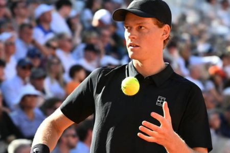 Jannik Sinner em ação no Masters 1000 de Roma