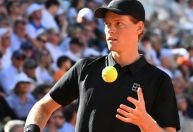 Ao derrotar compatriota em Roma, Sinner iguala marcas históricas de Djokovic