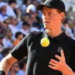 Ao derrotar compatriota em Roma, Sinner iguala marcas históricas de Djokovic