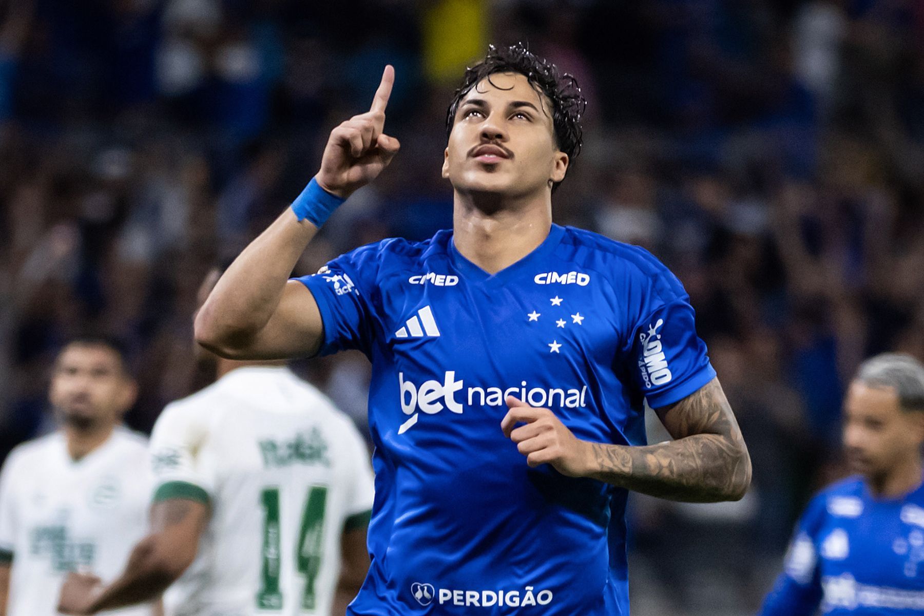 Cruzeiro faz ‘dever de casa’, vence o Goiás e avança na Copa do Brasil