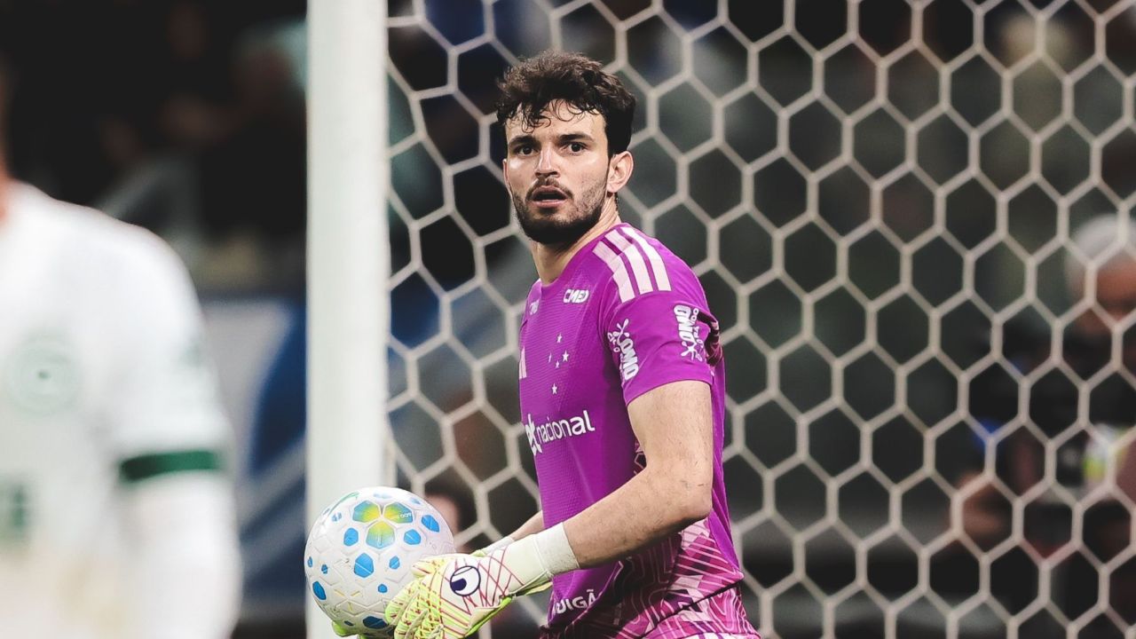 Otávio brilha e Cruzeiro avança às oitavas da Copa do Brasil com triunfo sobre o Goiás