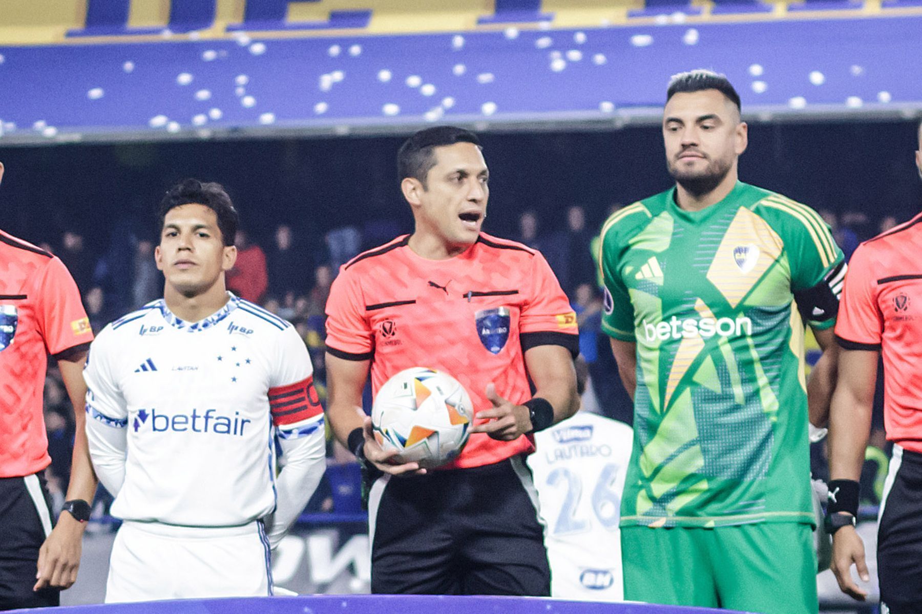 Libertadores: Conmebol define árbitro e VAR de Boca Juniors x Cruzeiro