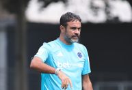 Escalação do Cruzeiro: o que Artur Jorge pode fazer para jogo contra o Palmeiras