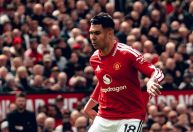 Atacante da Seleção marca e United vence em despedida de Casemiro na Premier League