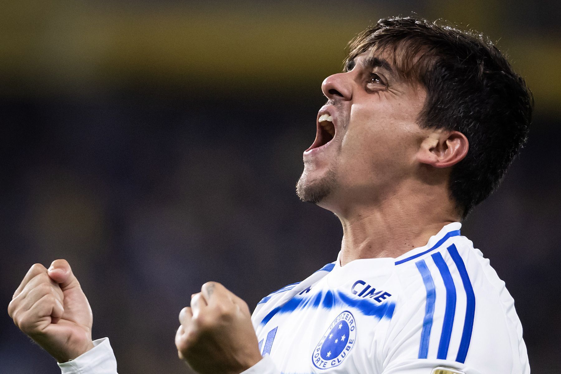 Herói contra o Boca, Fagner encerra jejum de 5 anos e faz primeiro gol pelo Cruzeiro