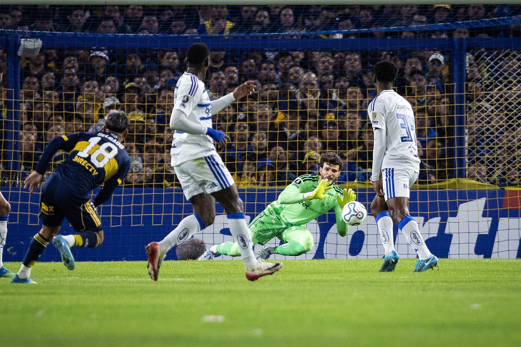 Destaque do Cruzeiro, Otávio lidera estatística entre brasileiros na Libertadores