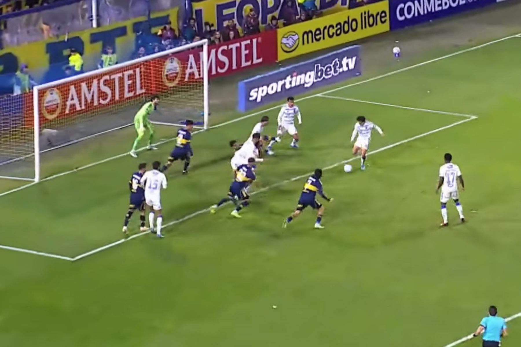 Boca x Cruzeiro: veja análise do VAR dos lances polêmicos em La Bombonera