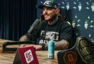 Renato Moicano, do UFC, promove evento de MMA com direiro a 'rinha' entre internautas