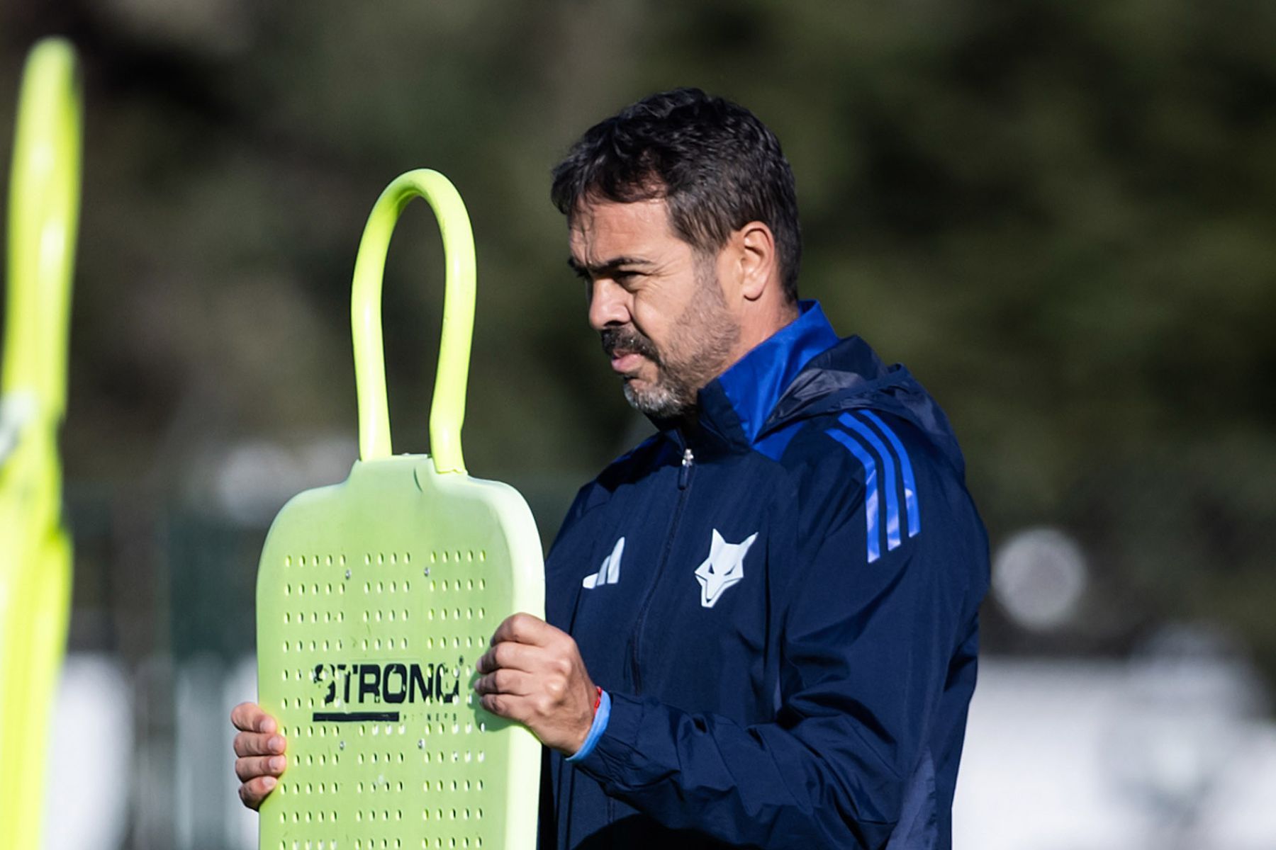 Escalação do Cruzeiro: Artur Jorge tenta resolver problema no ataque contra a Chape