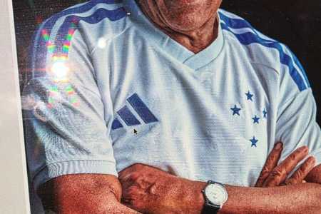 A nova camisa branca do Cruzeiro para 2026 • Reprodução/redes sociais