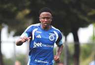 As opções de Artur Jorge para escalar o Cruzeiro contra a Chapecoense