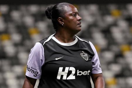 Fabi Guedes, treinadora do Atlético
