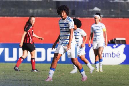 Cruzeiro empata por 2 a 2 com o Vitória pelo Campeonato Brasileiro Feminino