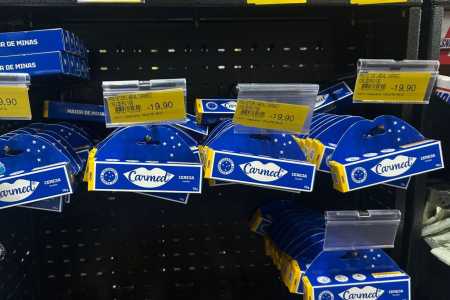 Carmed Cruzeiro à venda em uma unidade do Supermercados BH • Lucas Barbosa/Itatiaia