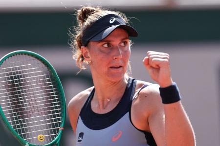 Bia Haddad Maia em ação em Roland Garros