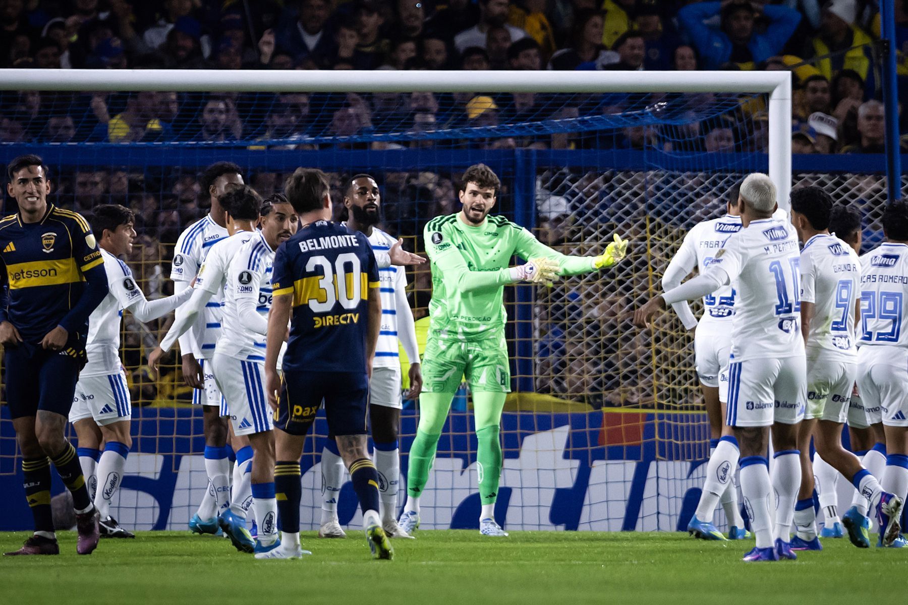 Artur Jorge liga alerta para ponto de atenção do Cruzeiro na Libertadores: 'Melhorar'