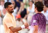 Novak Djokovic manda recado especial a João Fonseca e faz previsão