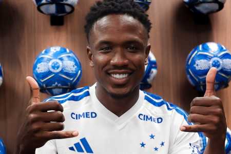 Luís Sinisterra, atacante do Cruzeiro