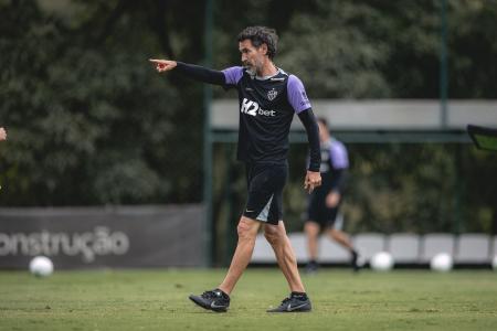 Eduardo Domínguez, treinador do Atlético