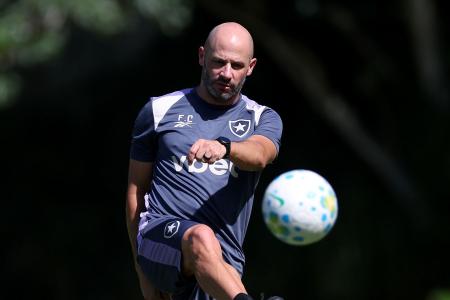 Franclim Carvalho tem tido bom início no Botafogo
