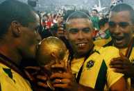 Relembre drama de Ronaldo ao superar a pior lesão da carreira antes da Copa do Mundo de 2002