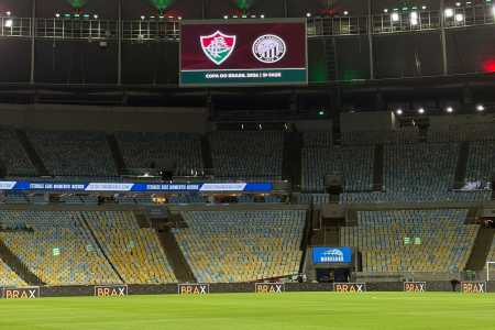 Maracanã antes do jogo entre Fluminense e Operário