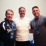 Ronaldo volta ao Mineirão e acompanha clássico entre Cruzeiro e Atlético