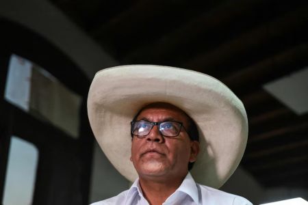 Na foto, candidato Roberto Sánchez