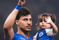 Kaio Jorge marca em derrota e assume artilharia do Cruzeiro no século em clássicos