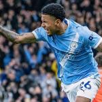 Ex-Atlético marca, City goleia Crystal Palace e ainda luta por título da Premier League