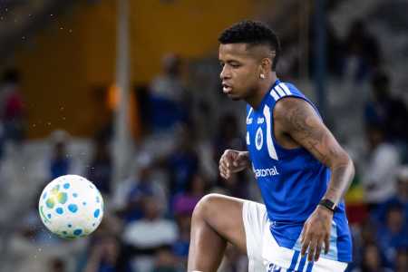 Keny Arroyo, atacante do Cruzeiro