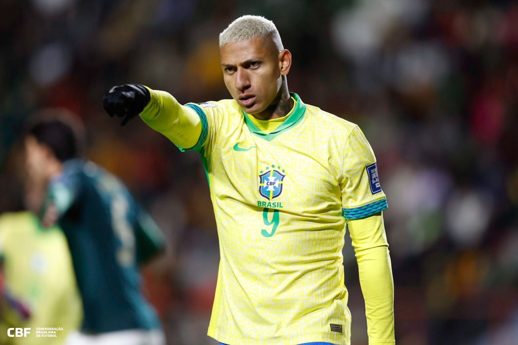 Vasco de olho: Richarlison se 'inspira’ em Renan Lodi e pedirá rescisão no Tottenham