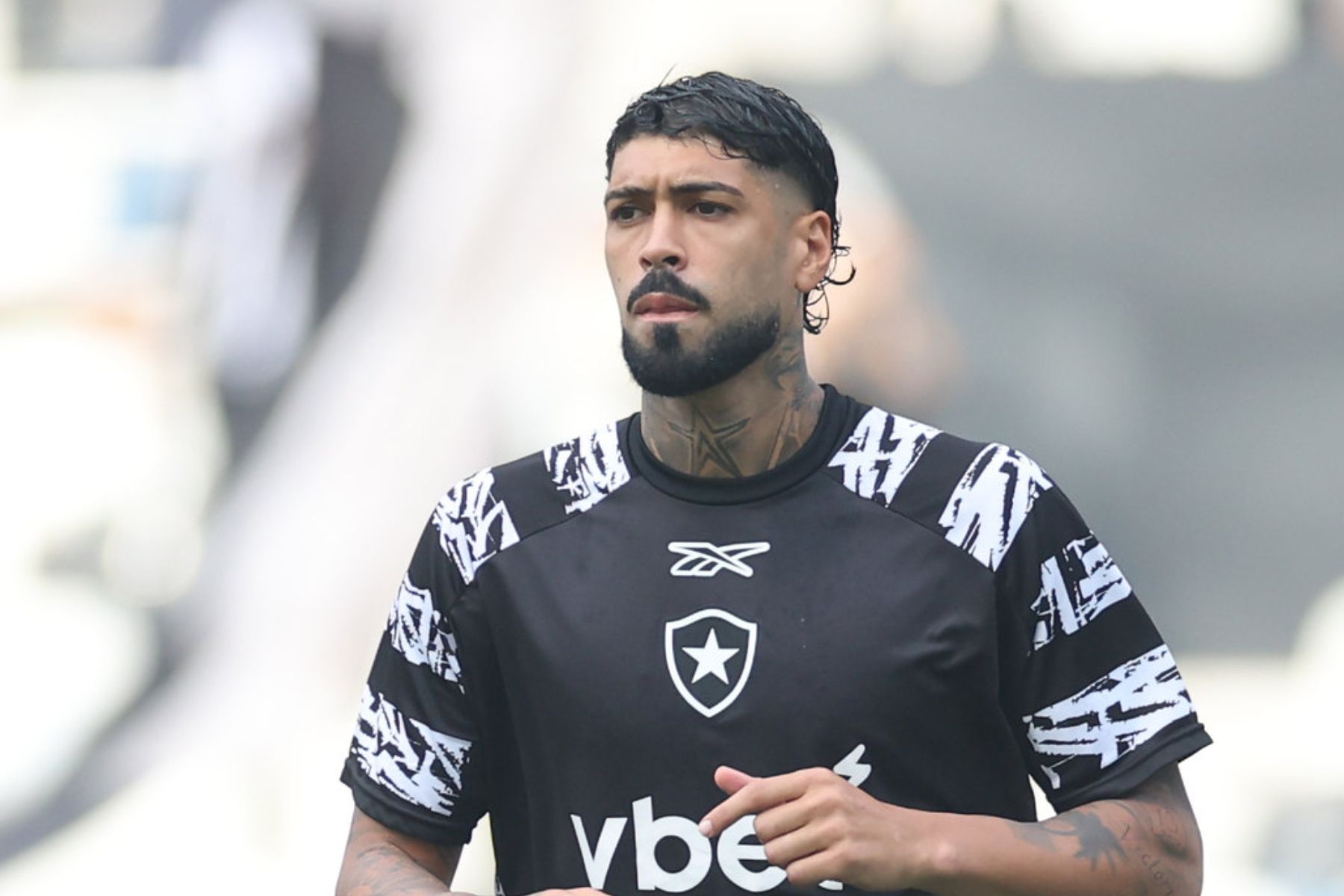 Barboza se despede do Botafogo e se emociona em recado à torcida