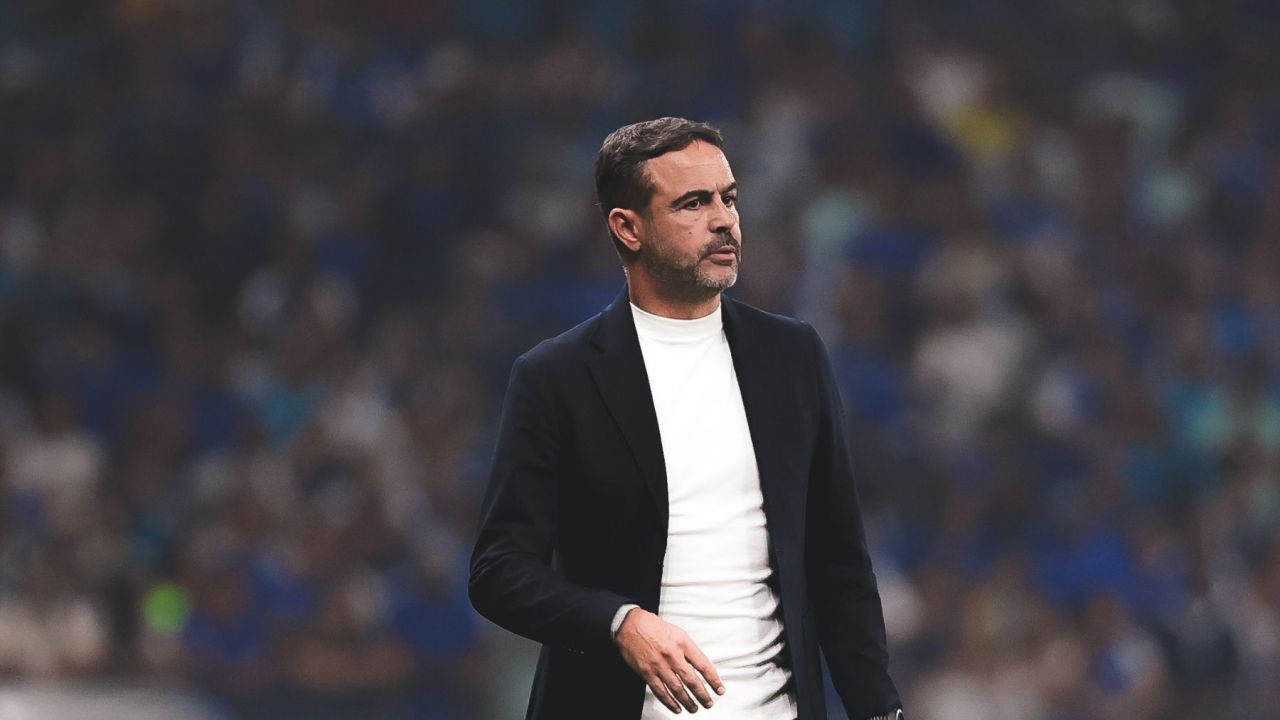 Mudança ousada de Artur Jorge impulsiona Cruzeiro em clássico e provoca reviravolta no Mineirão