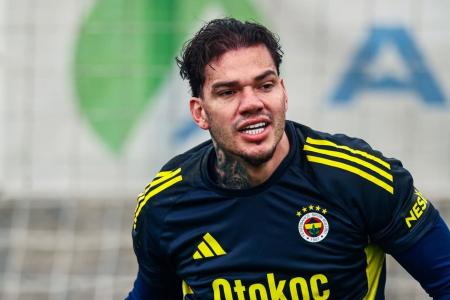 Ederson em sessão de treinamento pelo Fenerbahçe em 2026