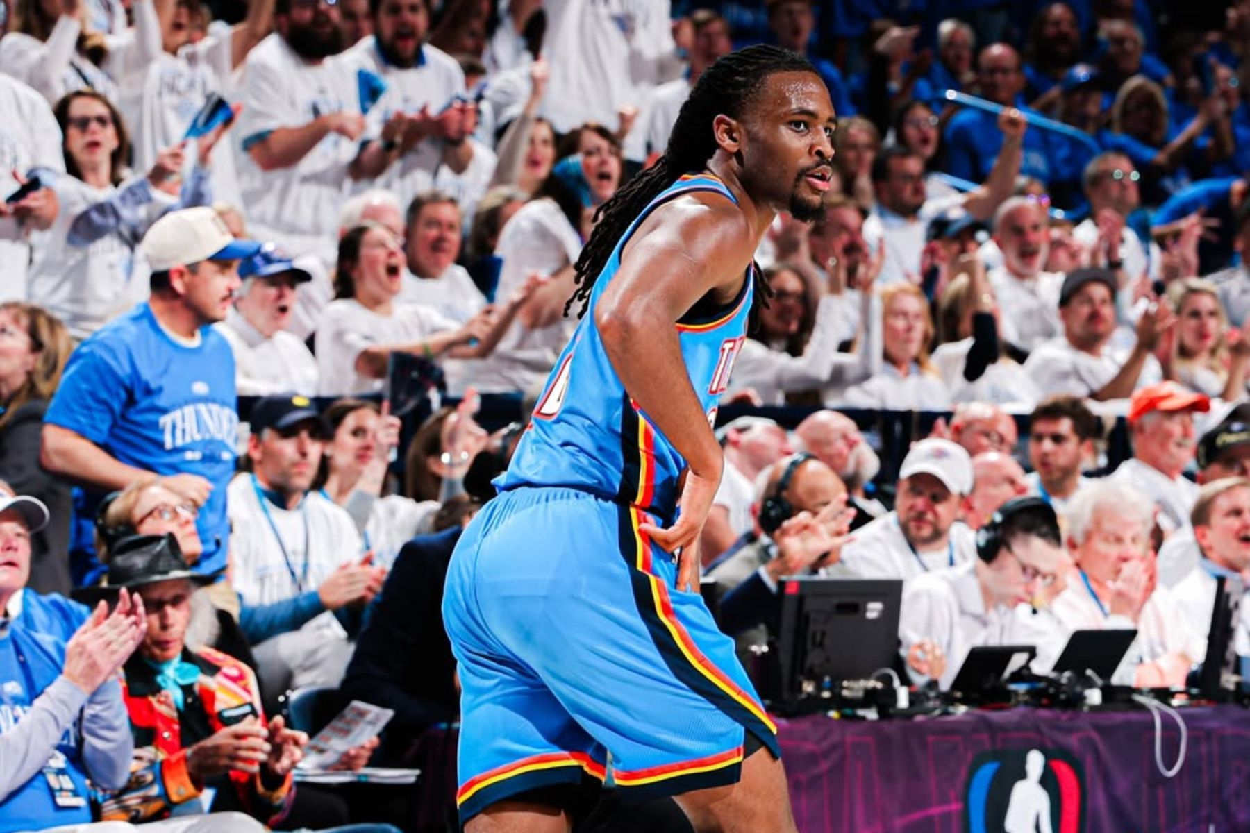NBA: Thunder vence Spurs e empata série na decisão da Conferência Oeste