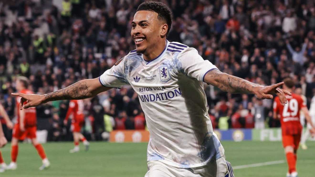 Aston Villa goleia Freiburg, conquista Europa League e encerra jejum de 30 anos