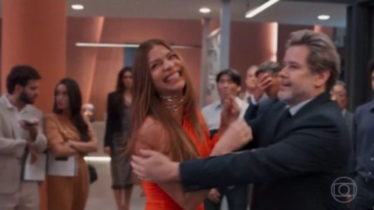 Arminda comemora retorno de Ferette à fundação