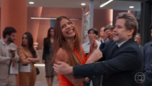 Arminda comemora retorno de Ferette à fundação