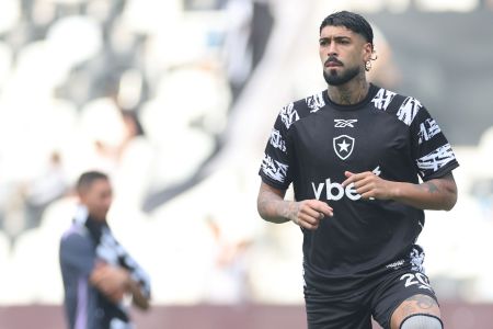 Barboza vive reta final com a camisa do Botafogo