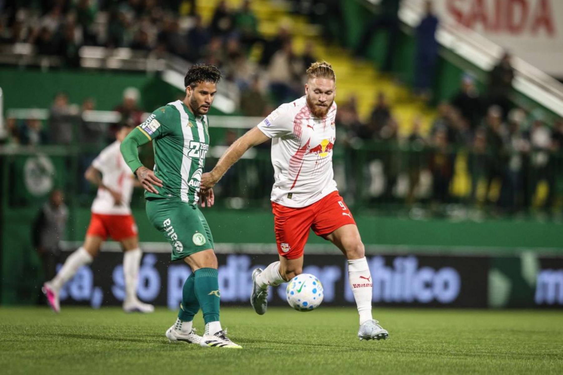 Chapecoense perde para o Bragantino e se complica no Brasileirão