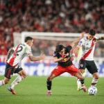 Bragantino leva empate do River Plate no fim e se complica na Sul-Americana