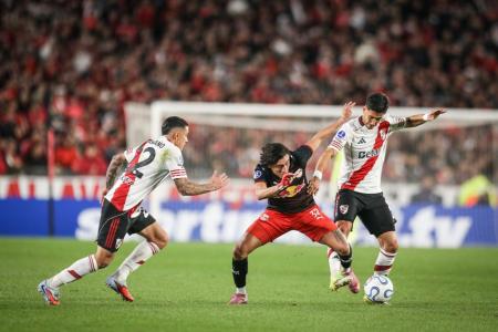 Bragantino levou o gol de empate do River Plate no Monumental de Nuñez
