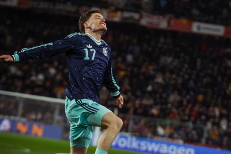 Wirtz durante partida com a Seleção Alemã
