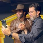 A vídeo-ligação de Gusttavo Lima e Luís Falcão para o senador Cleitinho