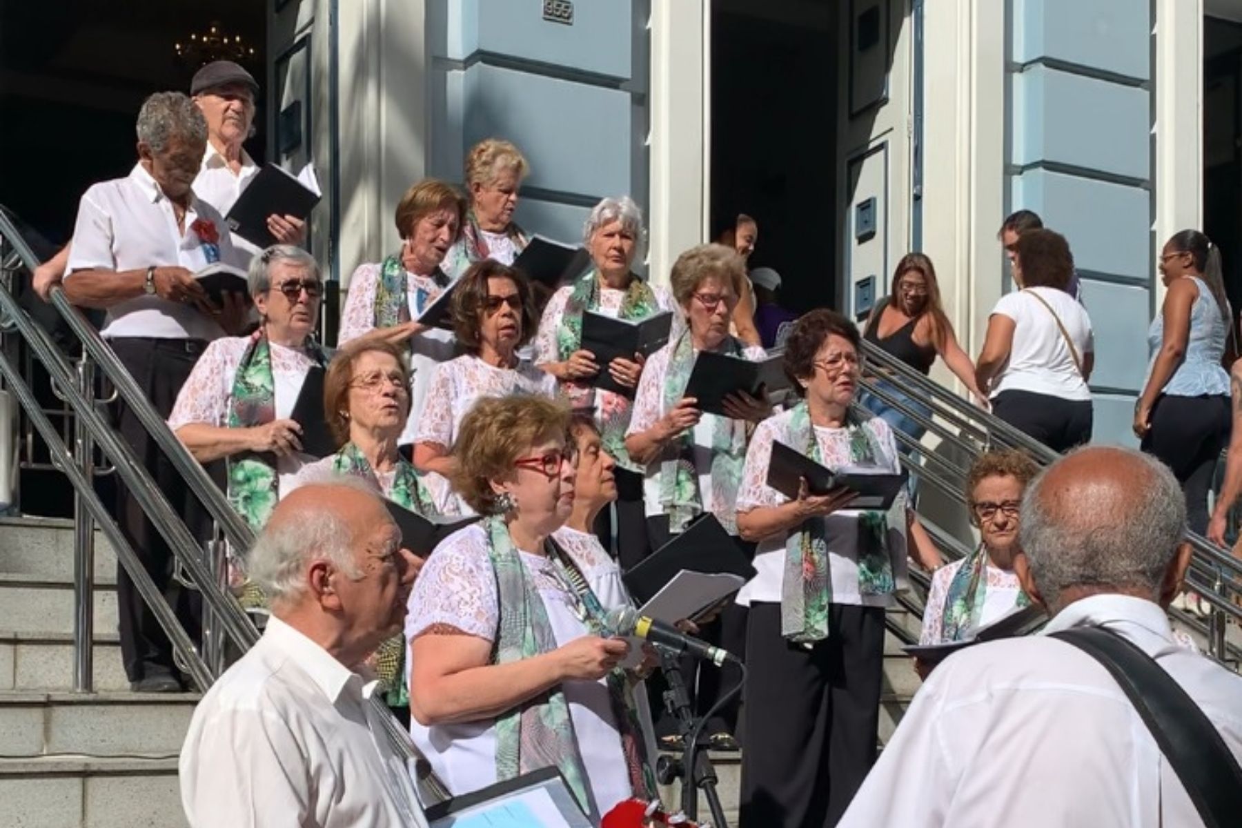 Atividade física e música encerram Semana Municipal da Pessoa Idosa em Juiz de Fora