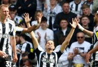 Bruno Guimarães dá assistência, Newcastle vence Brighton e encerra jejum no Inglês